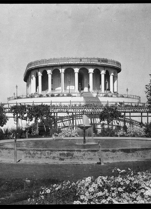 قصر چهل ستون